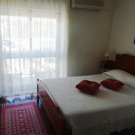 Marazul Pensión Serra d'El-Rei