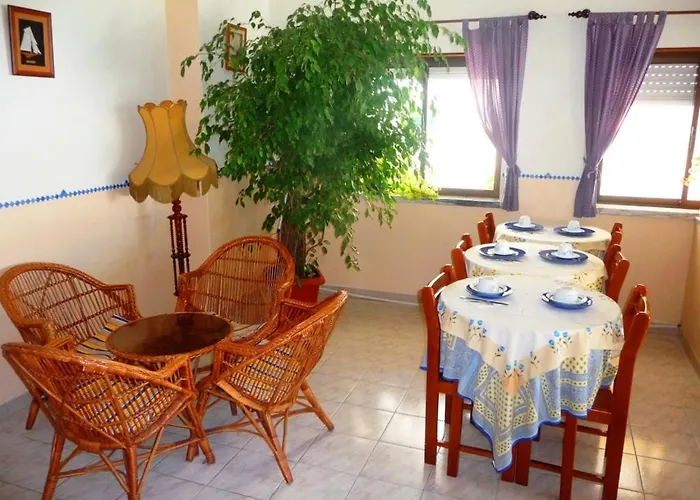 בית הארחה Marazul 2*